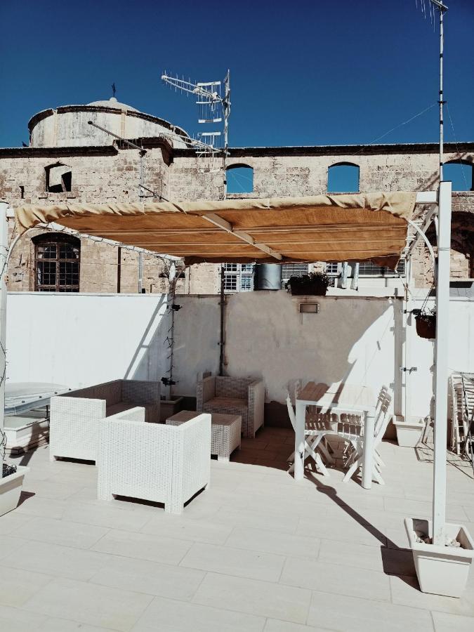 Casa Moonlight Apartment Монополи Екстериор снимка