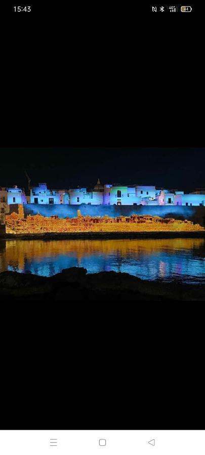 Casa Moonlight Apartment Монополи Екстериор снимка