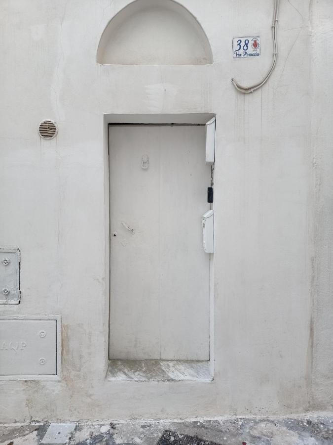 Casa Moonlight Apartment Монополи Екстериор снимка