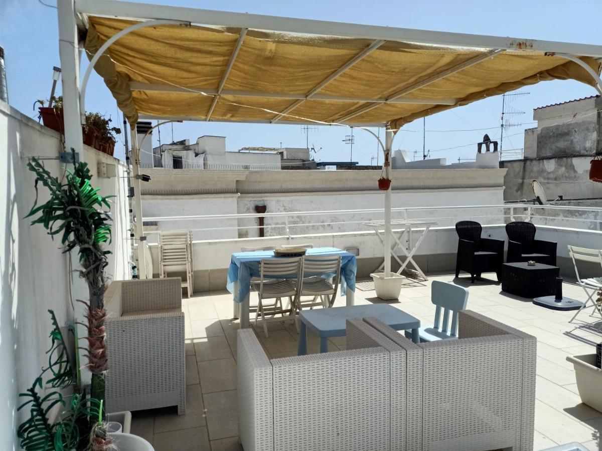 Casa Moonlight Apartment Монополи Екстериор снимка