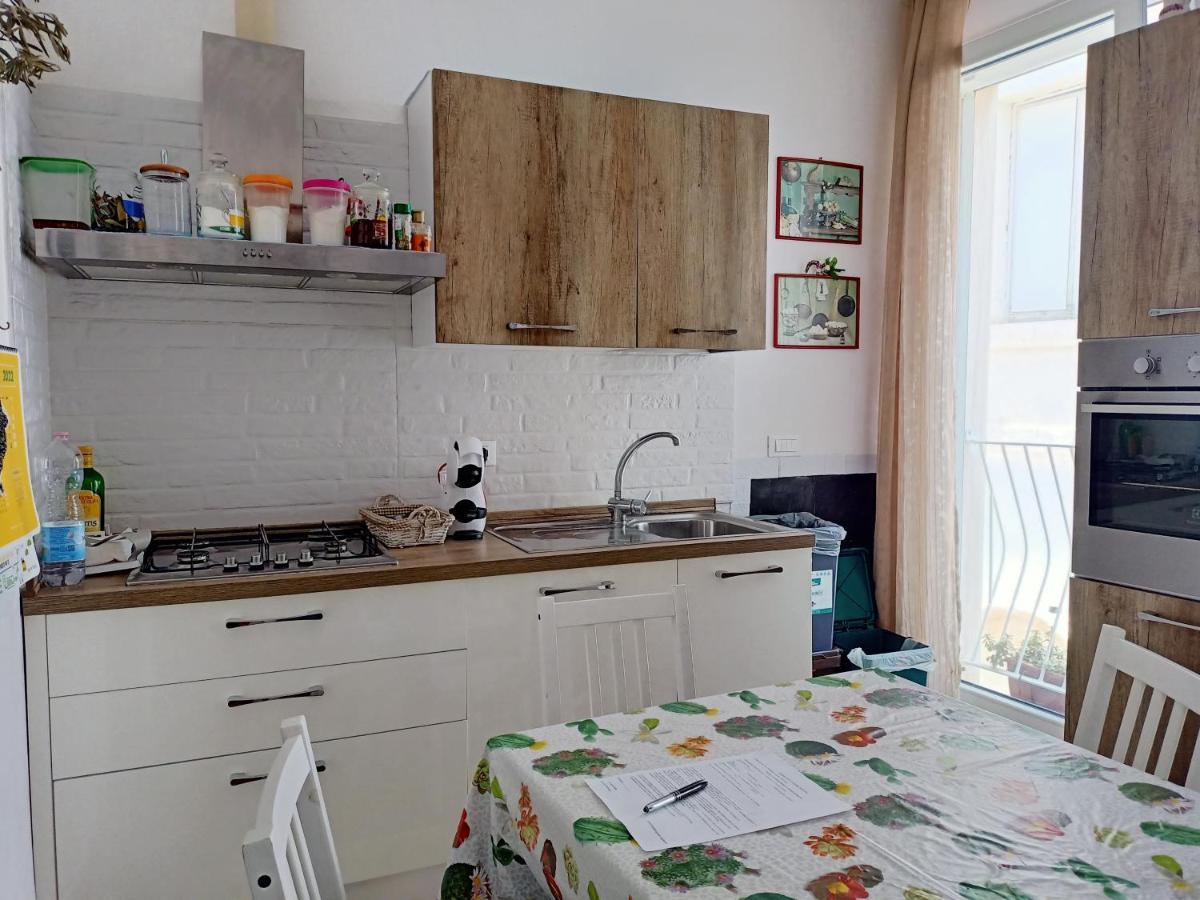 Casa Moonlight Apartment Монополи Екстериор снимка